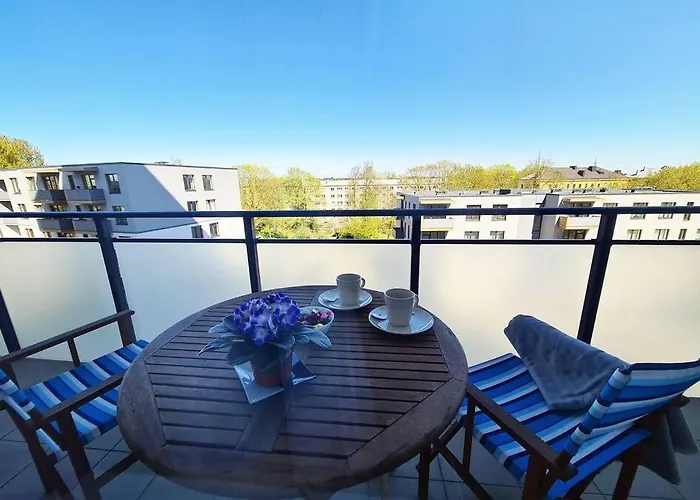 Dzīvoklis Stylish With Parking & Spacious Balcony *