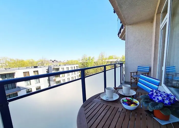 Dzīvoklis Stylish With Parking & Spacious Balcony Riga