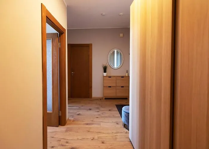 Stylish With Parking & Spacious Balcony Riga